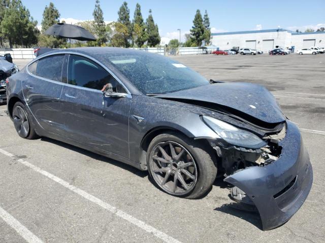Photo 4 from auction – 2018 TESLA MODEL 3 with VIN 5YJ3E1EA9JF045205