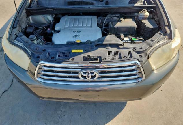 Photo 12 from auction – 2008 TOYOTA HIGHLANDER with VIN JTEES42A682088187
