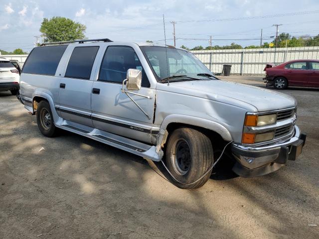 Photo 4 from auction – 1996 CHEVROLET SUBURBAN C with VIN 3GNFC16F4TG106199
