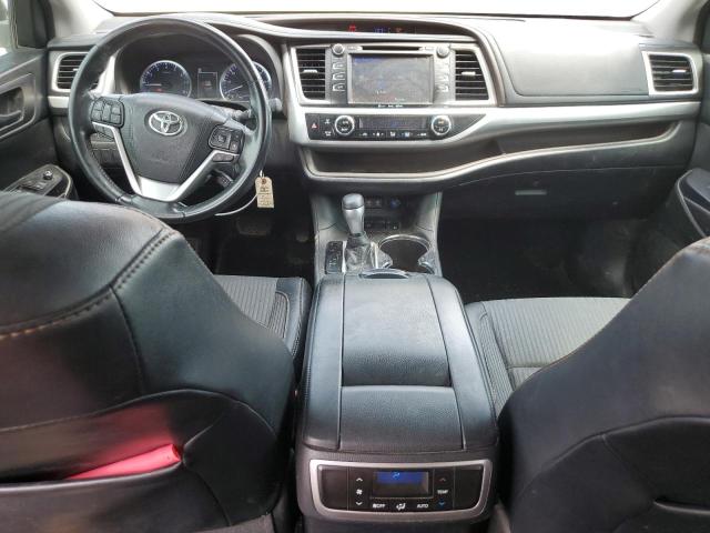 Photo 8 from auction – 2017 TOYOTA HIGHLANDER LE with VIN 5TDZZRFH2HS205097