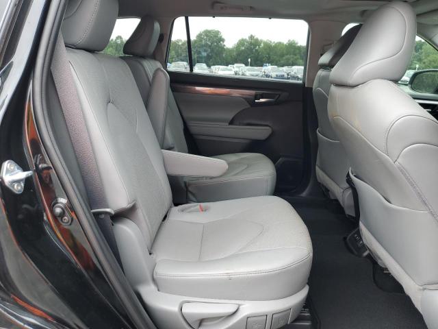 Photo 11 from auction – 2021 TOYOTA HIGHLANDER with VIN 5TDYZRAHXMS530237