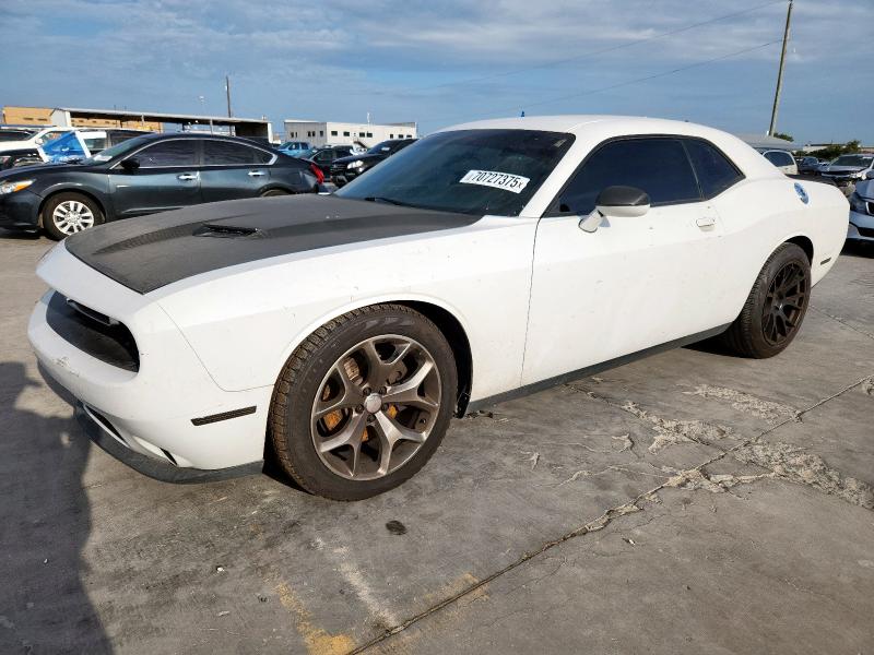 DODGE CHALLENGER 2015 with VIN 2C3CDZBT2FH715755 - Photo from auction