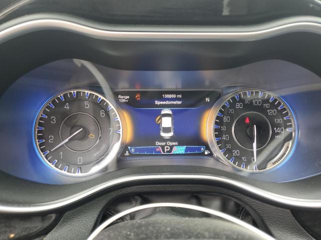 Photo 9 from auction – 2015 CHRYSLER 200 C with VIN 1C3CCCCB3FN735980