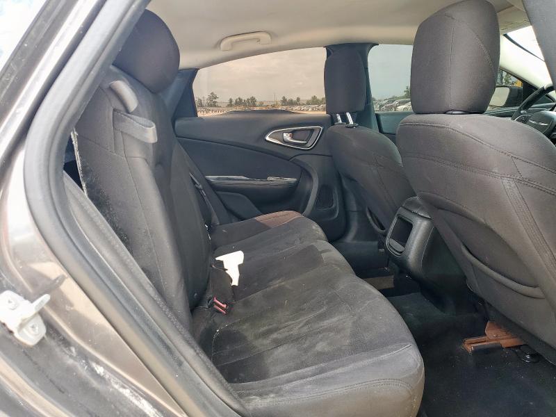 Photo 10 from auction – 2015 CHRYSLER 200 LIMITE with VIN 1C3CCCAB1FN590361