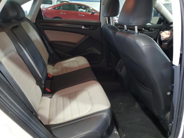 Photo 10 from auction – 2015 VOLKSWAGEN PASSAT with VIN 1VWBS7A30FC083468