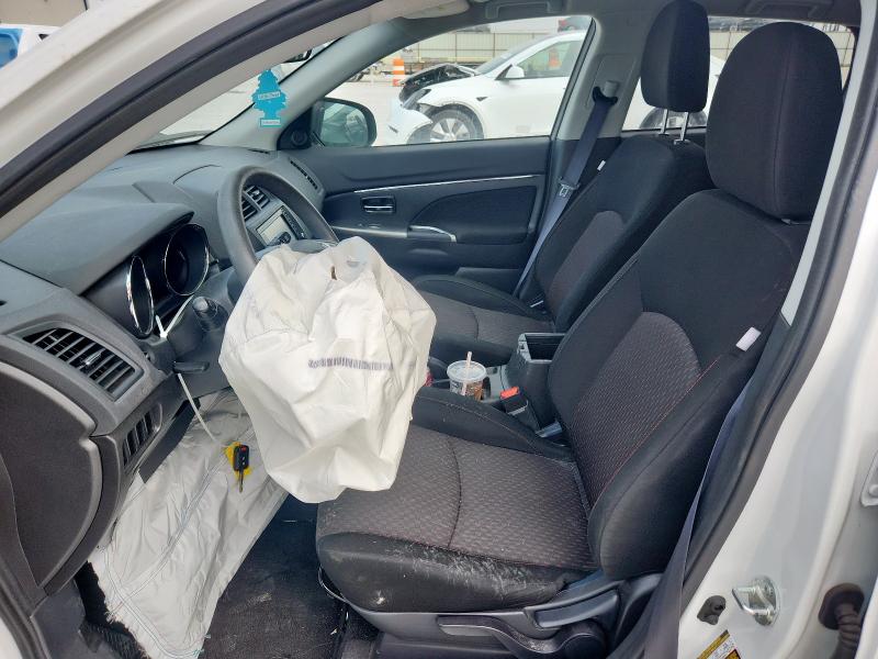 Photo 7 from auction – 2019 MITSUBISHI OUTLANDER with VIN JA4AR3AU8KU010889