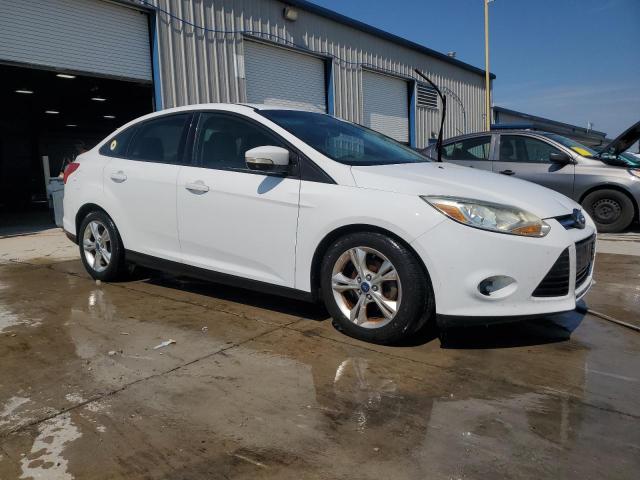 Photo 4 from auction – 2014 FORD FOCUS SE with VIN 1FADP3F29EL118888