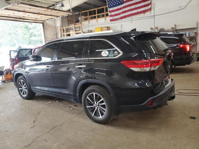 Photo 2 from auction – 2018 TOYOTA HIGHLANDER with VIN 5TDJZRFH5JS533617