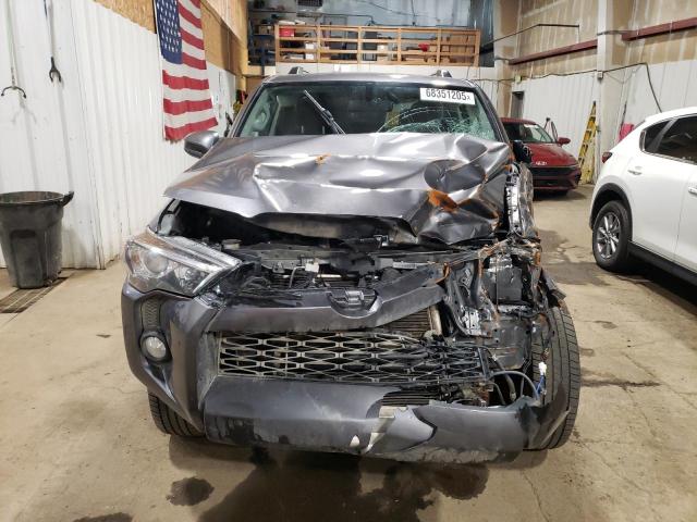 Photo 5 from auction – 2019 TOYOTA 4RUNNER SR with VIN JTEBU5JR0K5681141