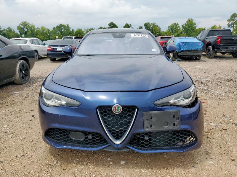 Photo 5 from auction – 2019 ALFA ROMEO GIULIA with VIN ZARFANAN6K7608541