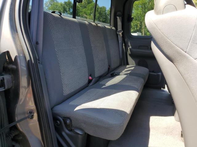 Photo 10 from auction – 2002 FORD F150 with VIN 1FTRX07222KD72716