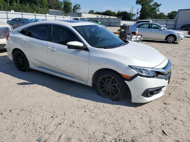 Photo 4 from auction – 2016 HONDA CIVIC EXL with VIN 19XFC1F79GE043751