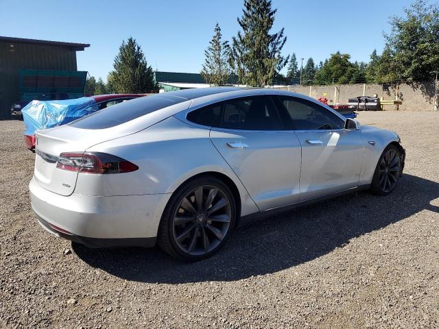 Photo 3 from auction – 2015 TESLA MODEL S 85D with VIN 5YJSA1H27FF080196