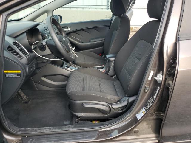 Photo 7 from auction – 2017 KIA FORTE LX with VIN 3KPFK4A7XHE064234