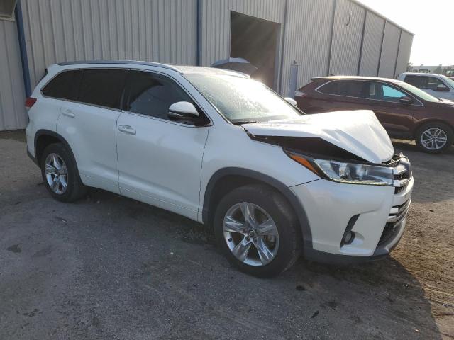 Photo 4 from auction – 2018 TOYOTA HIGHLANDER with VIN 5TDYZRFH2JS273773