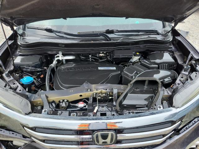 Photo 11 from auction – 2017 HONDA PILOT TOUR with VIN 5FNYF6H90HB049168