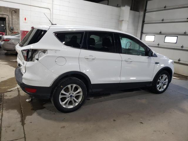 Photo 3 from auction – 2017 FORD ESCAPE SE with VIN 1FMCU9GD0HUC20401