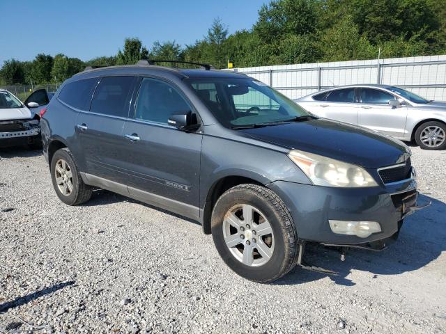 Photo 4 from auction – 2010 CHEVROLET TRAVERSE L with VIN 1GNLRFED8AS100748