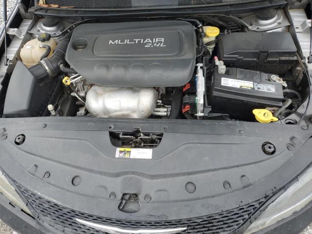 Photo 11 from auction – 2015 CHRYSLER 200 S with VIN 1C3CCCBBXFN758612