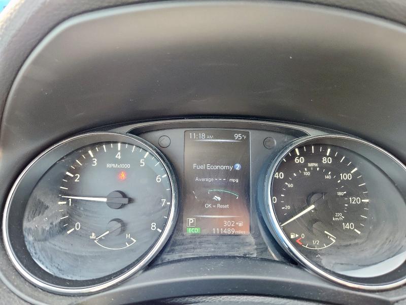 Photo 9 from auction – 2017 NISSAN ROGUE SV with VIN 5N1AT2MN3HC838073