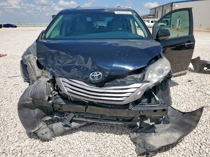 Photo 12 from auction – 2016 TOYOTA SIENNA XLE with VIN 5TDYK3DC2GS696029