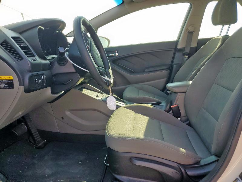 Photo 7 from auction – 2015 KIA FORTE LX with VIN KNAFK4A61F5379405