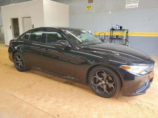 Photo 4 from auction – 2018 ALFA ROMEO GIULIA TI with VIN ZARFAECN5J7598807