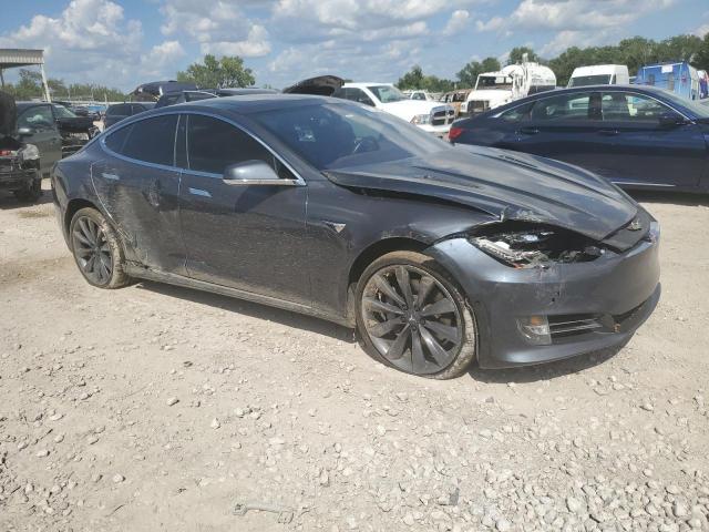 Photo 4 from auction – 2017 TESLA MODEL S with VIN 5YJSA1E25HF215845