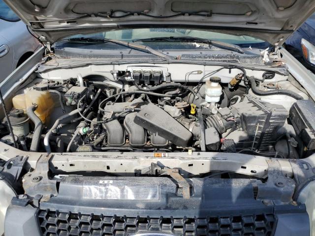 Photo 12 from auction – 2005 FORD ESCAPE XLT with VIN 1FMYU93155KD65538