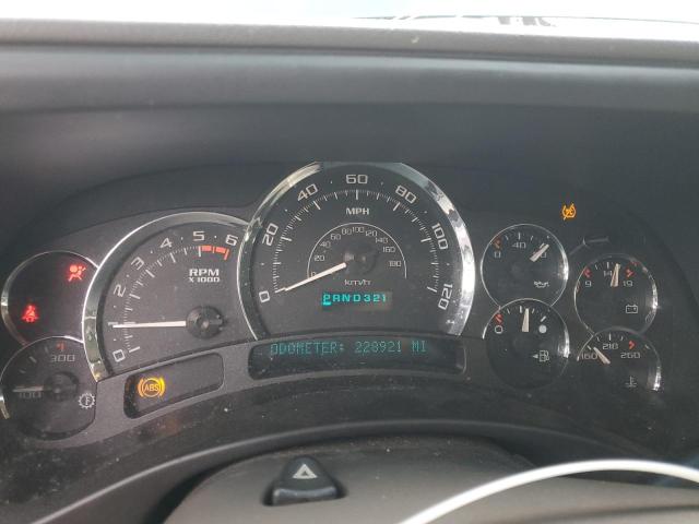 Photo 9 from auction – 2005 CADILLAC ESCALADE L with VIN 1GYEK63N45R196600