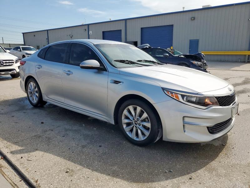 Photo 4 from auction – 2016 KIA OPTIMA LX with VIN 5XXGT4L3XGG002642