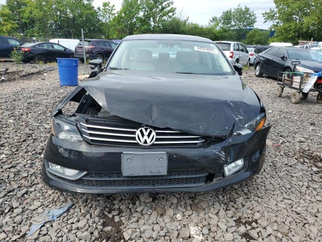 Photo 5 from auction – 2015 VOLKSWAGEN PASSAT S with VIN 1VWAT7A35FC100516