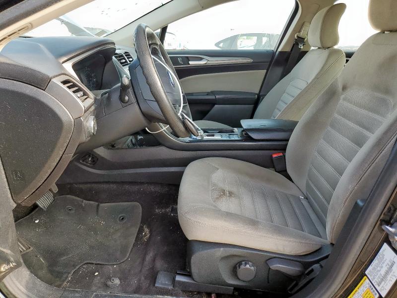 Photo 7 from auction – 2017 FORD FUSION S with VIN 3FA6P0G77HR140833