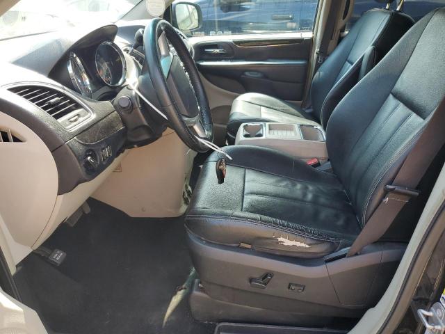 Photo 7 from auction – 2016 CHRYSLER TOWN & COU with VIN 2C4RC1BG8GR291328