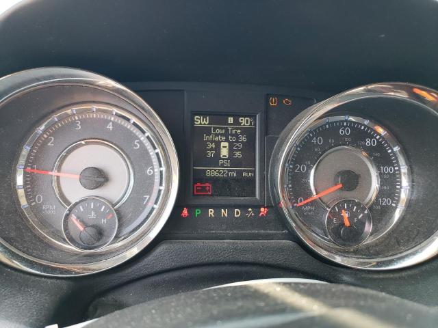 Photo 9 from auction – 2014 CHRYSLER TOWN & COU with VIN 2C4RC1CG4ER228822