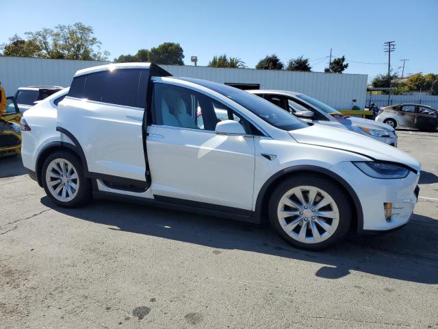 Photo 4 from auction – 2019 TESLA MODEL X with VIN 5YJXCBE2XKF205602