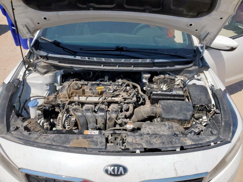 Photo 11 from auction – 2018 KIA FORTE LX with VIN 3KPFK4A75JE254142