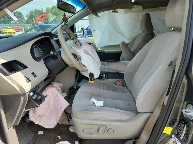 Photo 7 from auction – 2013 TOYOTA SIENNA LE with VIN 5TDKK3DCXDS279999