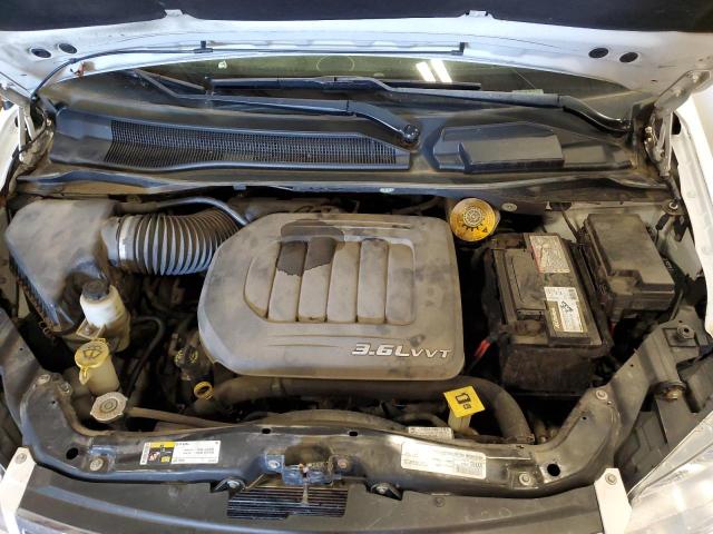 Photo 12 from auction – 2016 CHRYSLER TOWN & COU with VIN 2C4RC1JG1GR121233