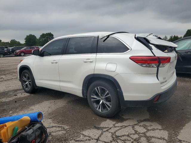 Photo 2 from auction – 2017 TOYOTA HIGHLANDER with VIN 5TDBZRFH9HS364488