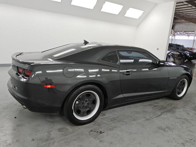 Photo 3 from auction – 2012 CHEVROLET CAMARO LS with VIN 2G1FE1E38C9199337