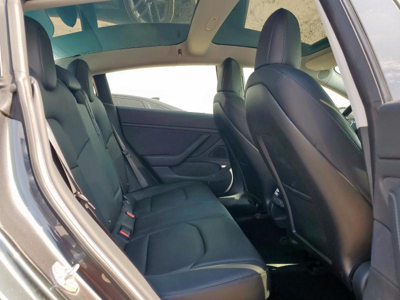 Photo 10 from auction – 2018 TESLA MODEL 3 with VIN 5YJ3E1EA0JF007782