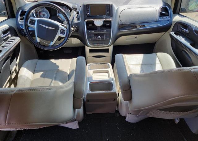 Photo 8 from auction – 2012 CHRYSLER TOWN & COU with VIN 2C4RC1BG0CR363651