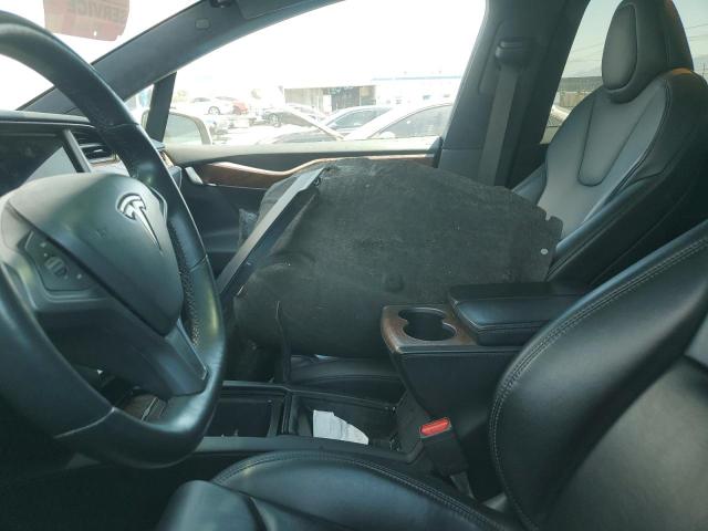 Photo 7 from auction – 2020 TESLA MODEL X with VIN 5YJXCDE29LF301783