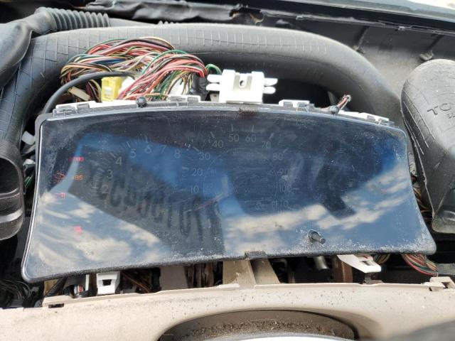 Photo 9 from auction – 2005 TOYOTA COROLLA with VIN 2T1BR30E85C453484