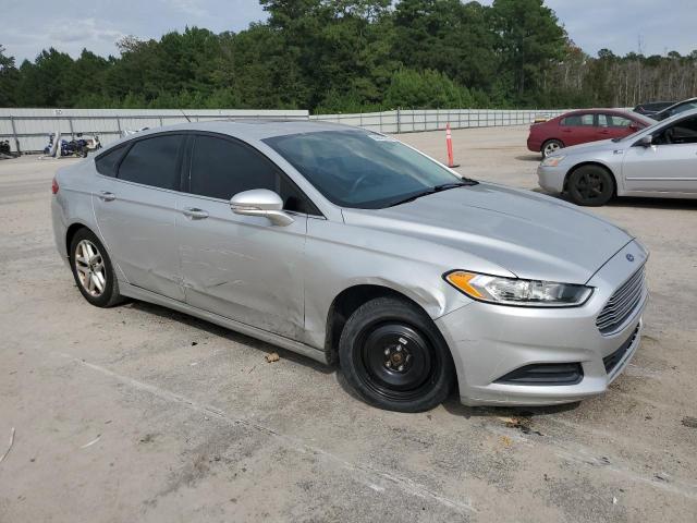 Photo 4 from auction – 2016 FORD FUSION SE with VIN 3FA6P0H75GR359321