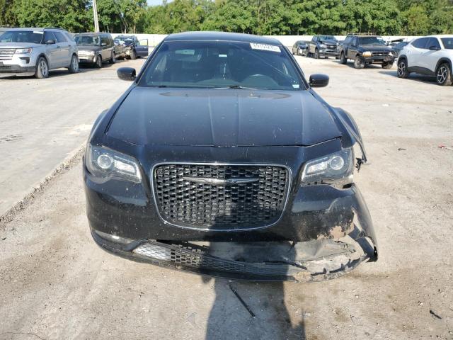 Photo 5 from auction – 2016 CHRYSLER 300 S with VIN 2C3CCABT2GH156889