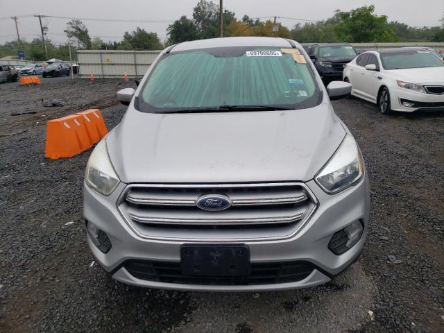 Photo 5 from auction – 2017 FORD ESCAPE SE with VIN 1FMCU9GD4HUD33476