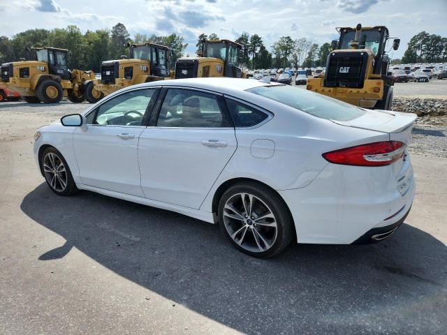 Photo 2 from auction – 2019 FORD FUSION TIT with VIN 3FA6P0D99KR241952