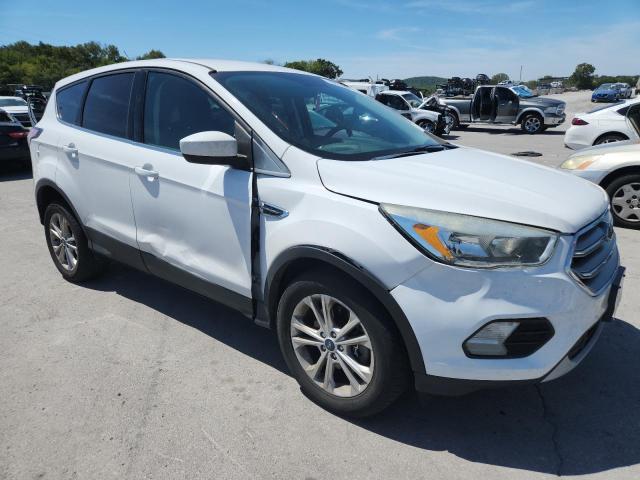 Photo 4 from auction – 2017 FORD ESCAPE SE with VIN 1FMCU9GD3HUC54235